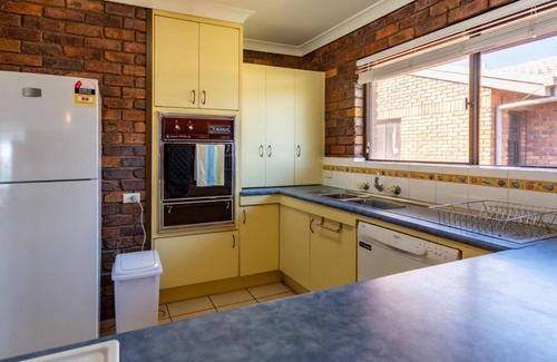 Bongaree Apartment | Boasting some of Bribie's Best Waterviews