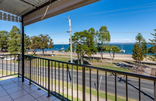 Bongaree Apartment | Boasting some of Bribie's Best Waterviews