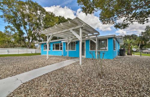 Homosassa House | Boat Dock and Kayaks Canalfront Home in Homosassa
