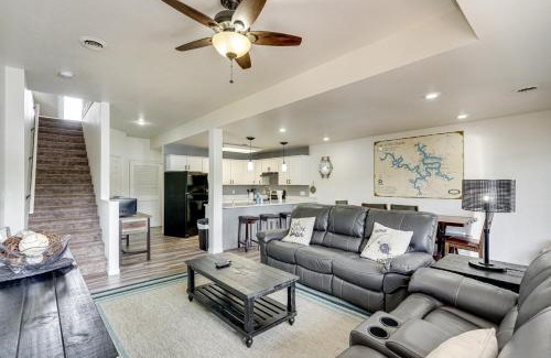 Lake Ozark House | Boat Dock and Slip Access Lake of the Ozarks Gem