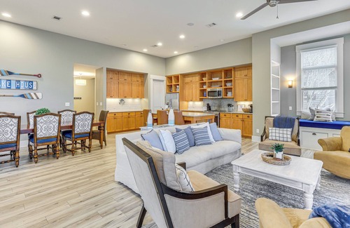 Alexander City House | Boat Dock & Stunning Views: Lake Martin Retreat!