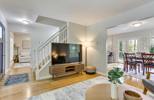 Lake Ariel House | Boat, Fish and Unwind Waterfront Gem in Pocono Mtns