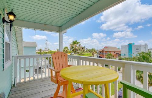 Galveston House | Boat Slip and Decks Waterfront Gem Near Galveston!