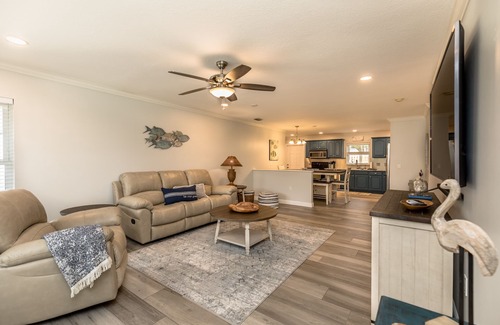 Sebastian Highlands House | 🍹🌞 Boater's Paradise! Fenced Yard, Boat Parking, 6 miles to Beach!