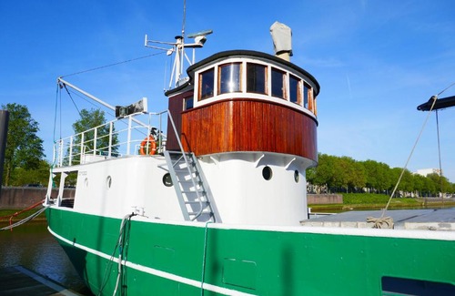 Stadsdriehoek Boat Rental | Boathotel Rotterdam Wilhelmina