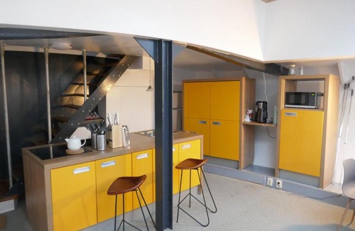 Stadsdriehoek Boat Rental | Boathotel Rotterdam Wilhelmina