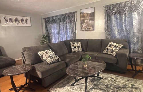 Landover House | Bob's Vacation Home