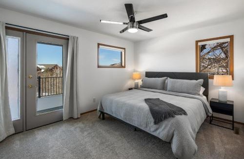 Bozeman House | Bobcat Ridge - Mountain Home