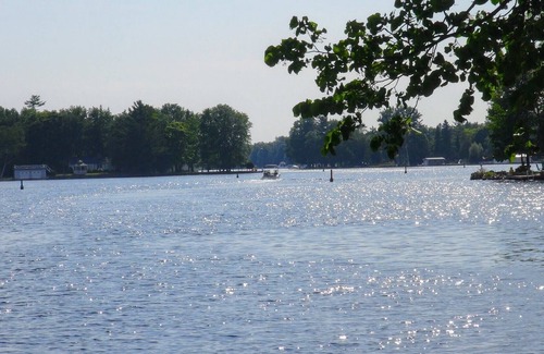 Bobcaygeon House | Bobcaygeon Waterfront Access Big Lot