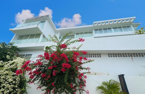 Chaweng City Center Villa | Bobut beach, Koh Samui, Thailand, half mountain sea view, four-bedroom, four-bathroom villa B