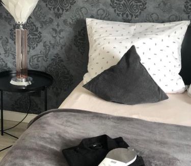 Bockwa House | Body Kult Loft - Modernes Appartement mit 2 separaten Schlafzimmern