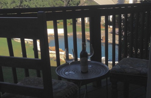 Boerne House | Boerne Hill Country 3000 Sq Ft Guest House with Pool on 5 Enclosed Acres, Sleeps 12