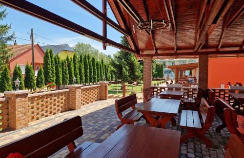 Zsorifurdo Apartment | Boglárka Apartmanház