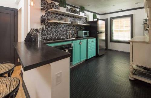 Midtown Apartment | Bohemian Rhap