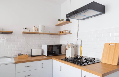 Sidi Hassine Apartment | Bohemian-style apartment with parking space in city center