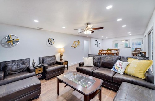 Folsom House | Boho Bike Bungalow Near Historic Folsom