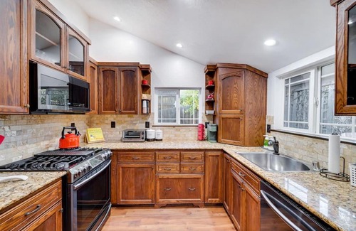 Folsom House | Boho Bike Bungalow Near Historic Folsom