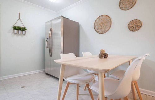 Peoria Heights House | BOHO BUNGALOW - Bright, modern home in the Heights