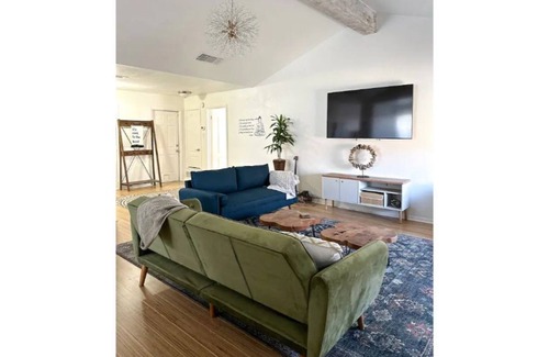 Killeen House | Boho Chic comfort near Ft Hood