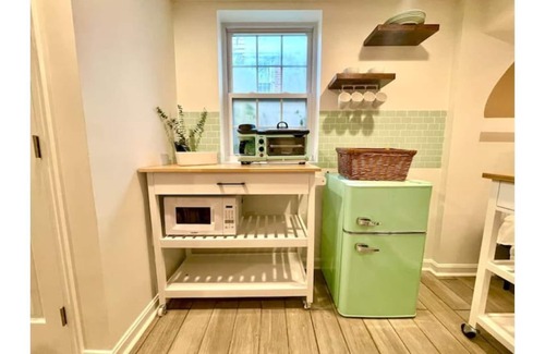 Deanwood Apartment | Boho-Chic Deanwood Guest Suite