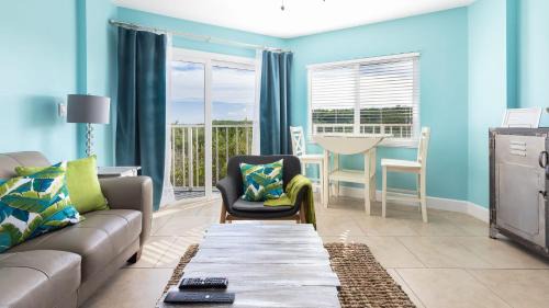 Tavernier Apartment | Boho Chic Ocean Pointe 3214