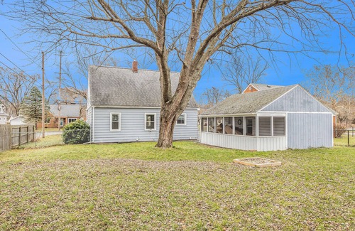 Battle Creek House | Boho home near Bronson, Kellogg, Arena