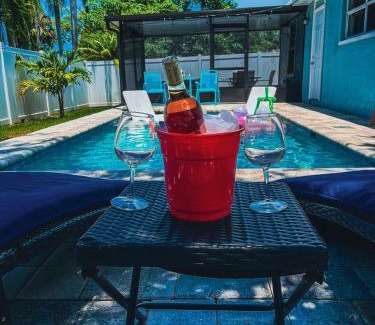 Largo House | Boho Retreat Heated Pool Mins to Beach Golf Shop