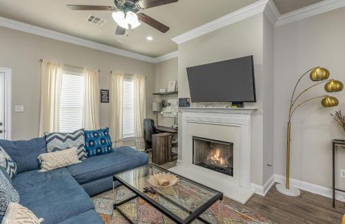 Shreveport House | Boho Retreat! Home away from Home! Tv in Each Room