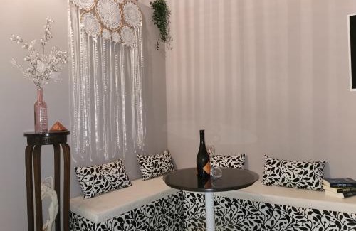 Sissi Apartment | Boho Sisi Retreat - Poolside Oasis & Private Hot Tub