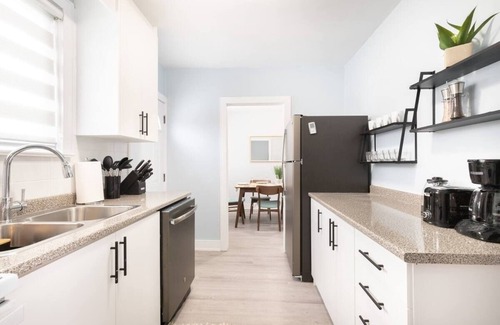 Clanton Park House | BOHO THEME HOME [3 Bedrooms/2 Baths]