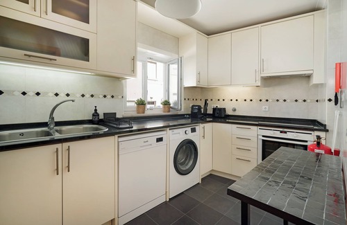 Aldeia do Meco Apartment | Bohochic Beach Duplex Sesimbra - Charming 2 bedroom in delightful apartment