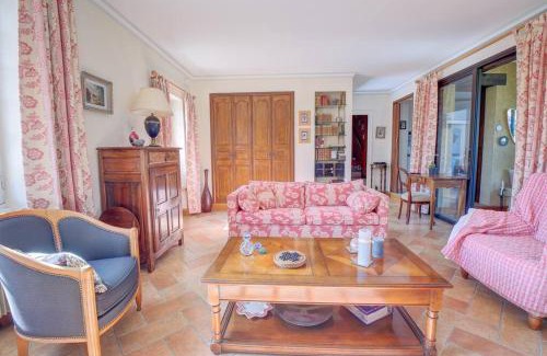 Siorac-en-Perigord House | Bois et chiffons famille et confort