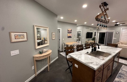Okoboji House | BojiNewHome:PingPong|Firepit|FamFriendly|Sleep10