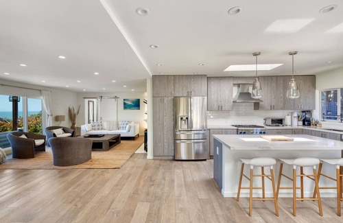 Bolinas House | Bolinas Oceanfront View House! Modern and secluded luxury home.