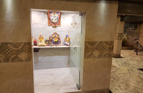 Lokhandwala Complex Apartment | Bollywood Apartment - Beautiful, Private , Safe & Secure