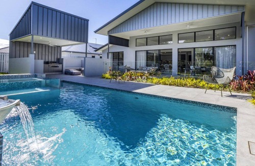 Welsby House | Bolthole North, TOP NOTCH