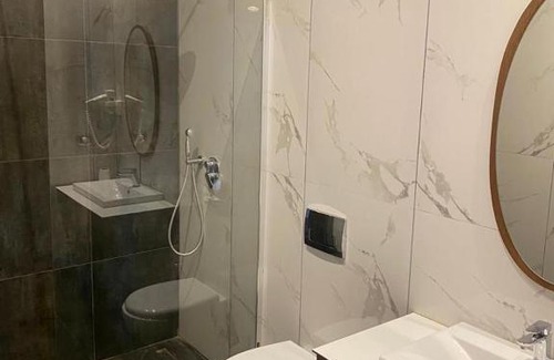 Rade Hotel | Bolv Hotel