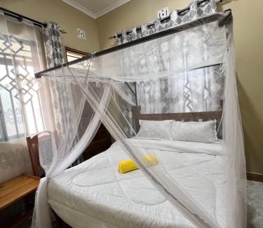 Boma la Ngombe Bed & Breakfast | Boma villa kilimanjaro