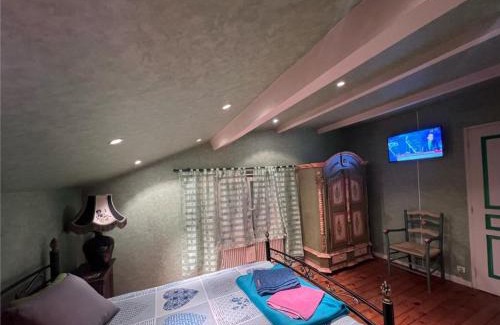 Moissac House | Bon camino