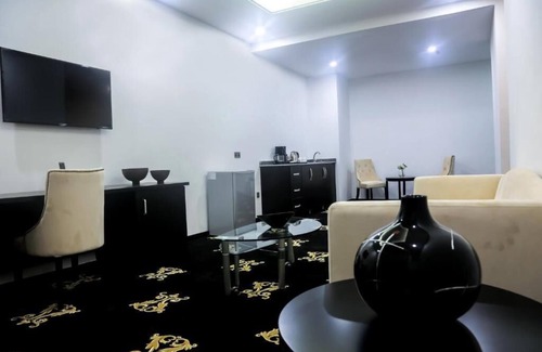 Ikeja Hotel | Bon Hotel Ikeja Residence