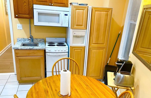 Downtown Baltimore House | Bonanza private