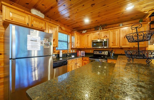 Hochatown Cabin | Bonfire View quaint and cozy cabin