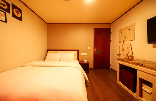 Ganseok-dong Hotel | Bongrae Motel