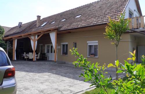 Szentendrei House | Bonifert Vendégház