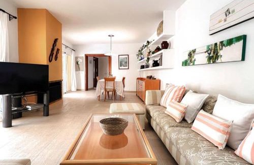 Sant Josep de sa Talaia Villa | Bonita Casa con piscina privada y amplio jardin