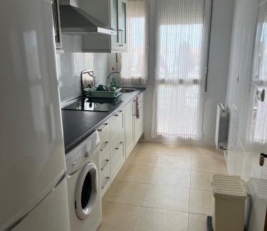 Isla Apartment | Bonito ático en Isla Playa con piscina
