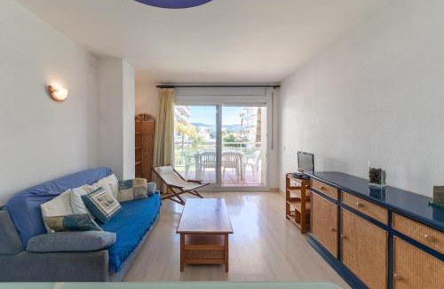 Santa Margarida Apartment | Bonito aparatamento con vistas a la piscina AV-70