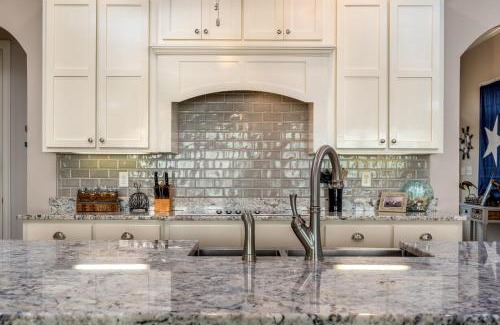 Audubon Place House | Bonnie Blue