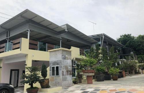 Kluang House | Bonsai Homestay Kluang - B17