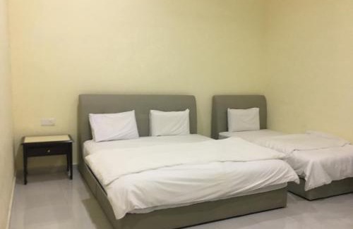 Kluang House | Bonsai Homestay Kluang - Meranti
